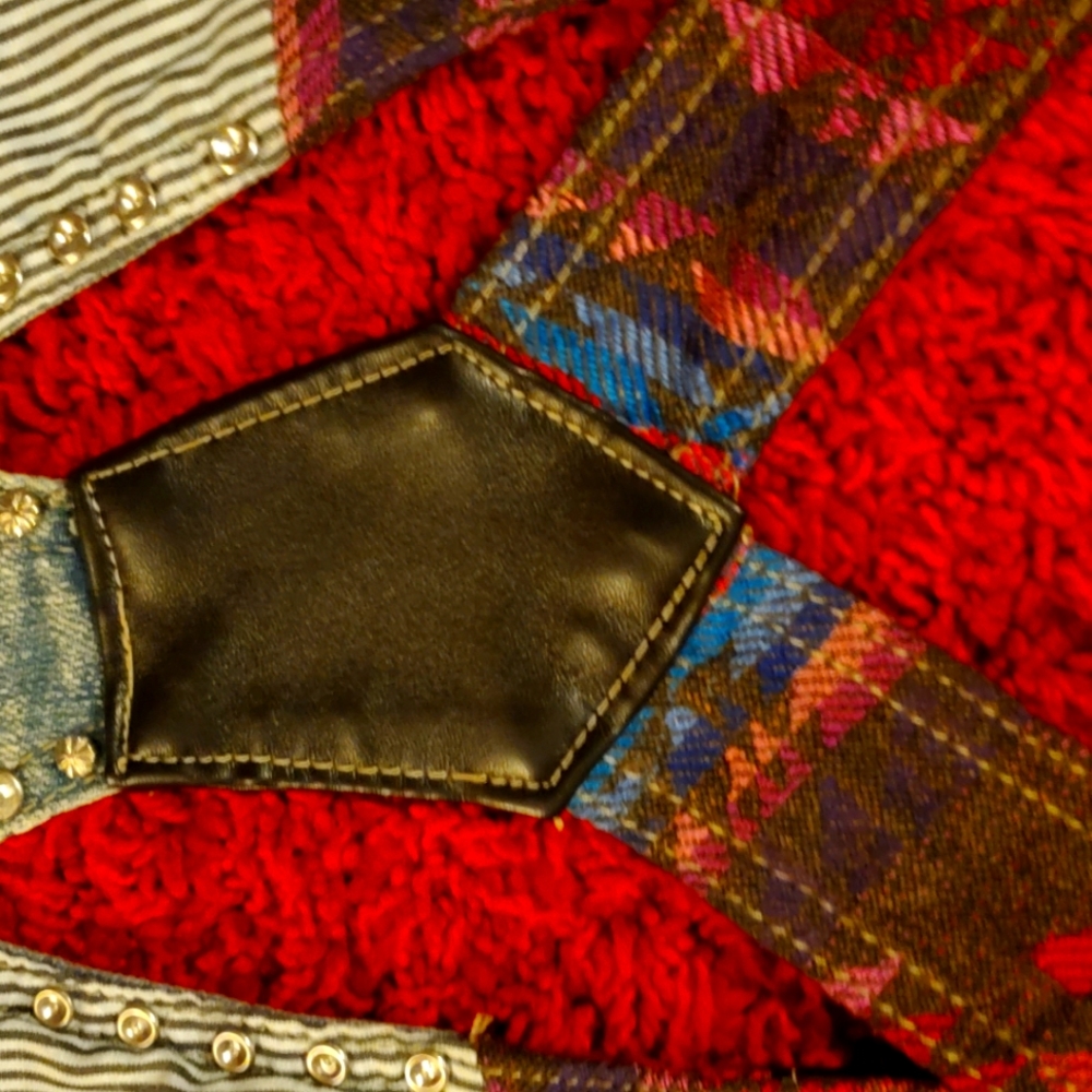 Denim Crop Top - Picture 3 of 6